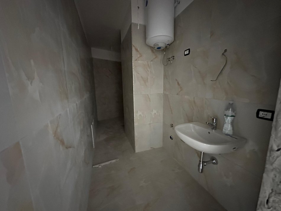 Tirane, shitet apartament 2+1 Kati 5, 102 m² 195.000 € (KOPSHTI ZOOLOGJIK)
