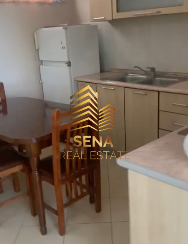 Tirane, jepet me qera apartament 1+1 Kati 4, 74 m² 400 € (Rruga Jordan Misja)