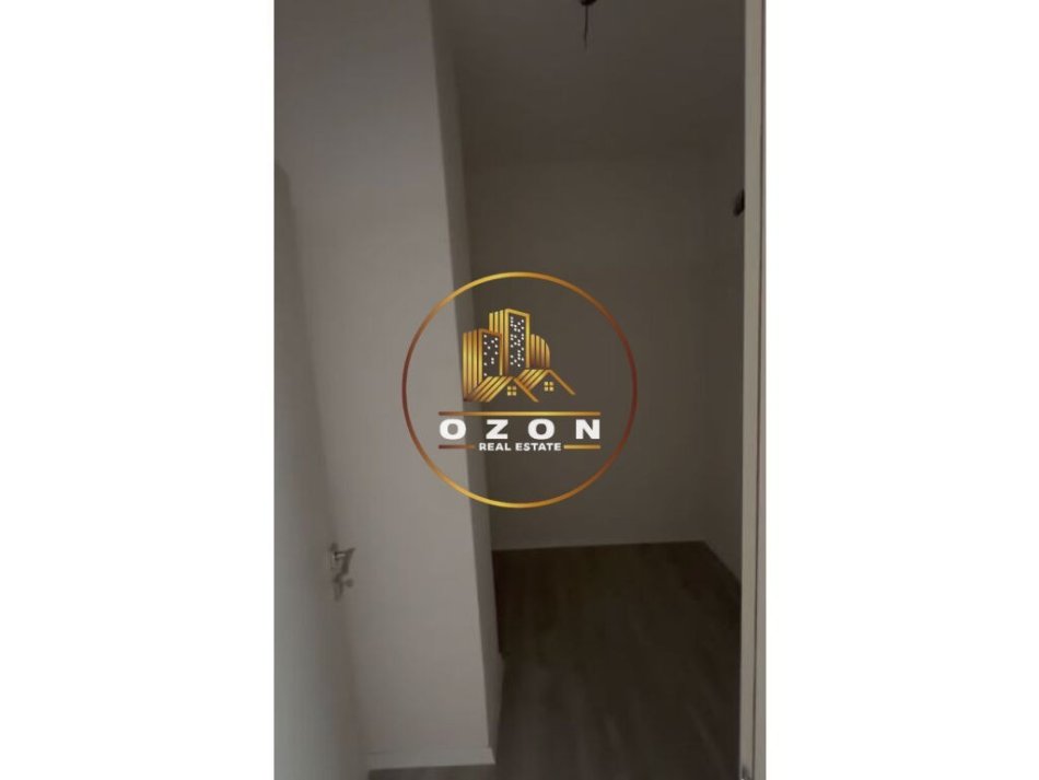 Shitet Super Apartament 2+1 Tek Fusha e Aviacionit!