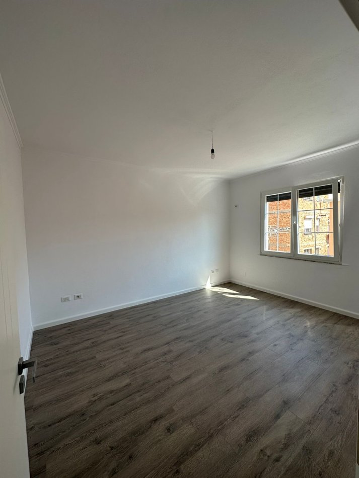 Tirane, shitet apartament 2+1 , 68 m² 148.000 € (21 DHJETORI)
