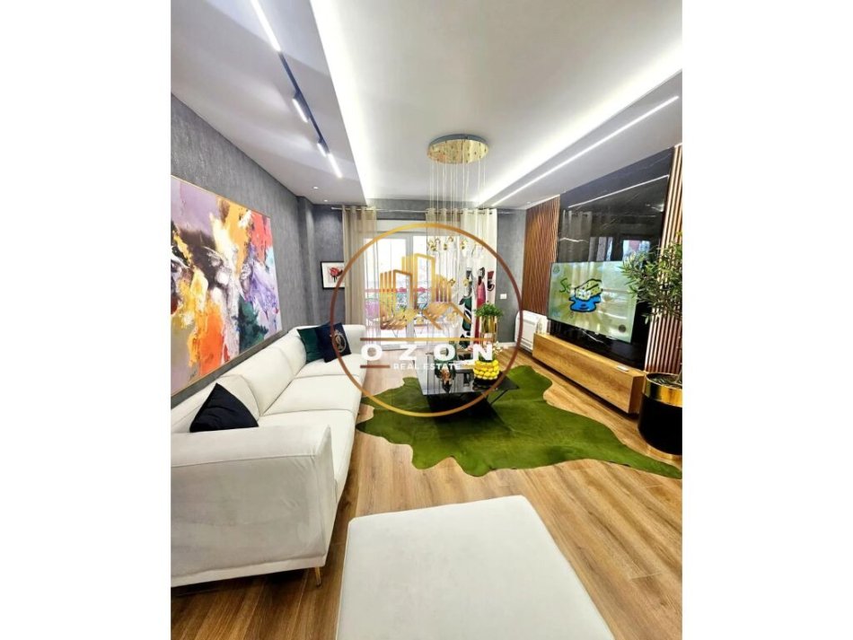 Shitet Super Apartament 2+1+2 Tek Kompleksi Colombo!