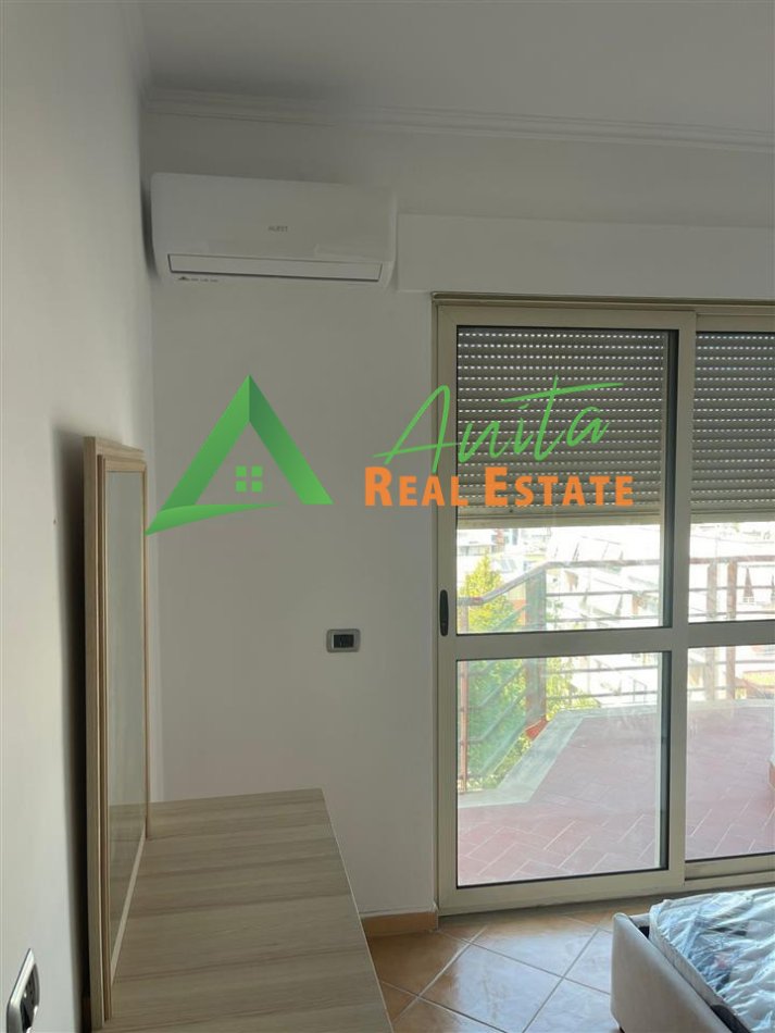 Tirane, jepet me qera apartament 2+1 Kati 9, 104 m² 600 € (Don Bosko)