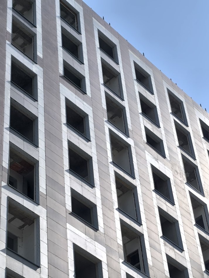 Tirane, shitet apartament 2+1+Ballkon Kati 10, 87 m² 109.120 € (Rruga Benjamin Kruta)