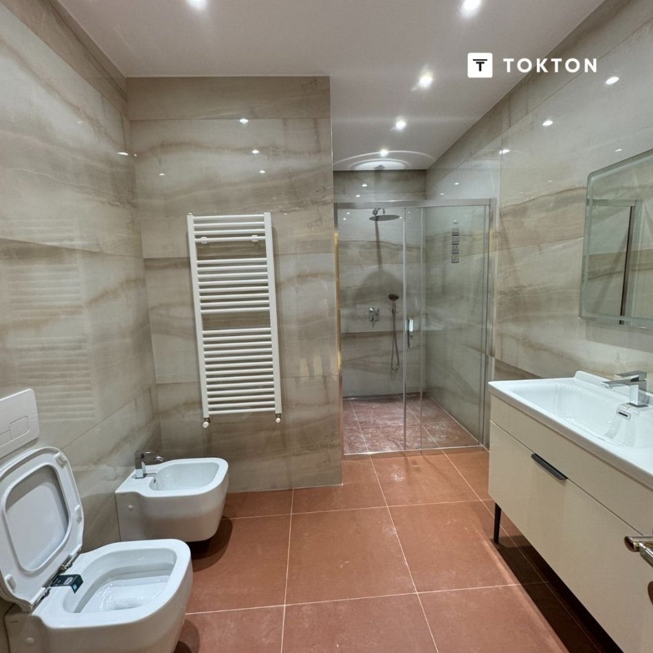 Tirane, shitet apartament 3+1 Kati 5, 146 m² 140.000 Euro (Tufinë) TT 293