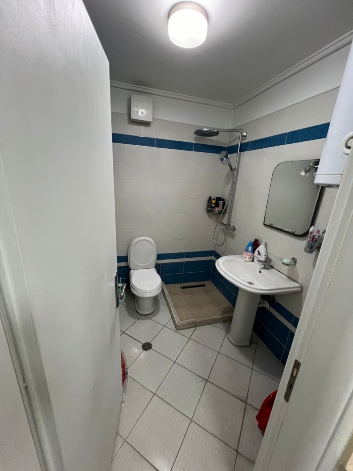 Tirane, shitet apartament 1+1 Kati 3, 73 m² 135.000 € (Kodra e Diellit)