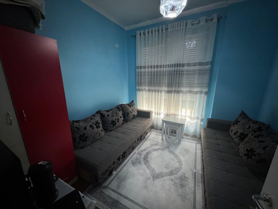 Tirane, shitet apartament 2+1+Ballkon Kati 3, 100 m² 155.000 € (5 Maji)