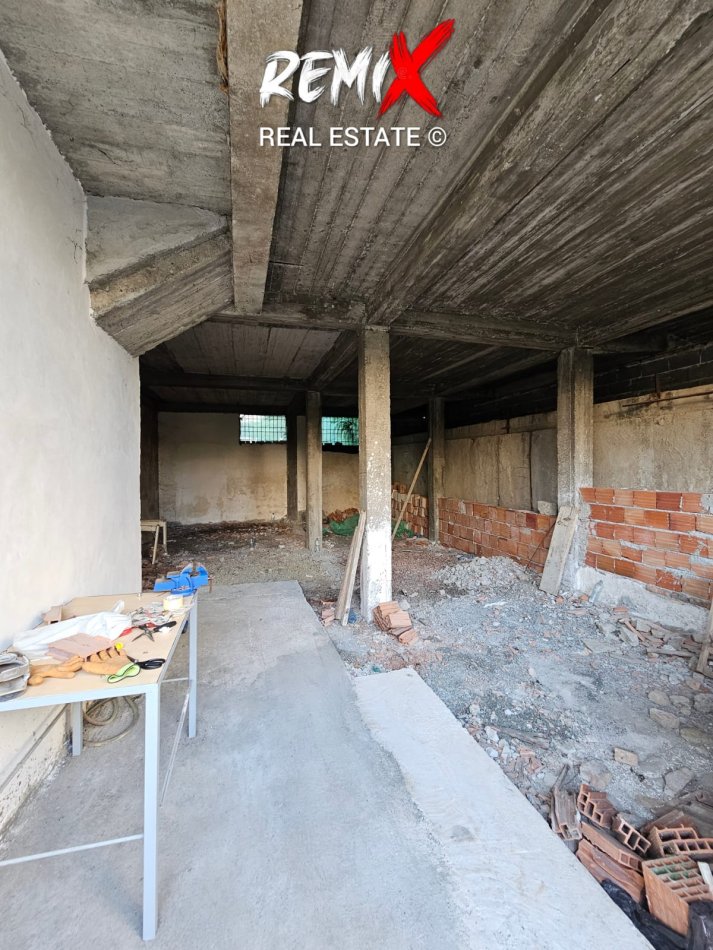 Durres, shitet Vile 3 Katshe Kati 3, 150.000 €