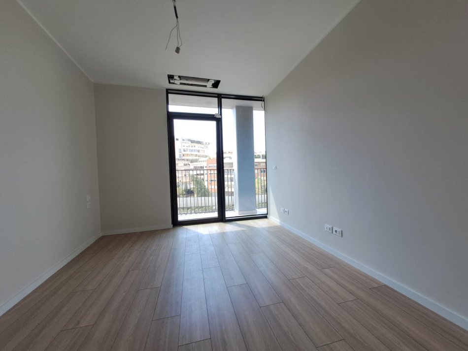 Tirane, jepet me qera apartament 2+1+Ballkon , 128 m² 1.000 € (LAKE VIEW RESIDENCE, RRUGA KOSOVAREVE)