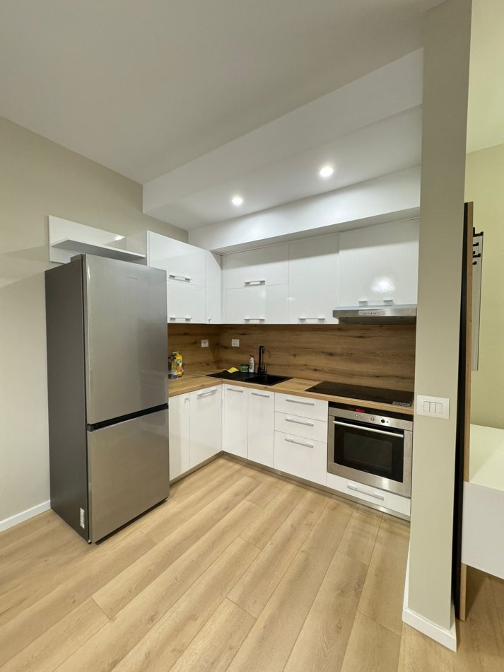 Vlore, shitet apartament 1+1 Kati 4, 71 m² 175.000 € (Lungo Mare)