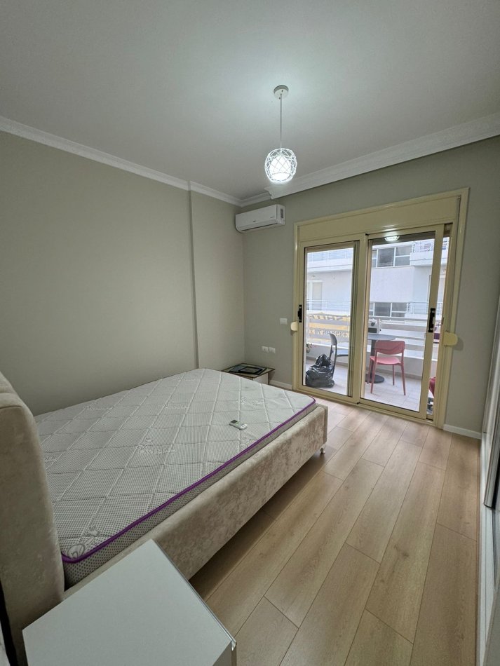 Vlore, shitet apartament 1+1 Kati 4, 71 m² 175.000 € (Lungo Mare)
