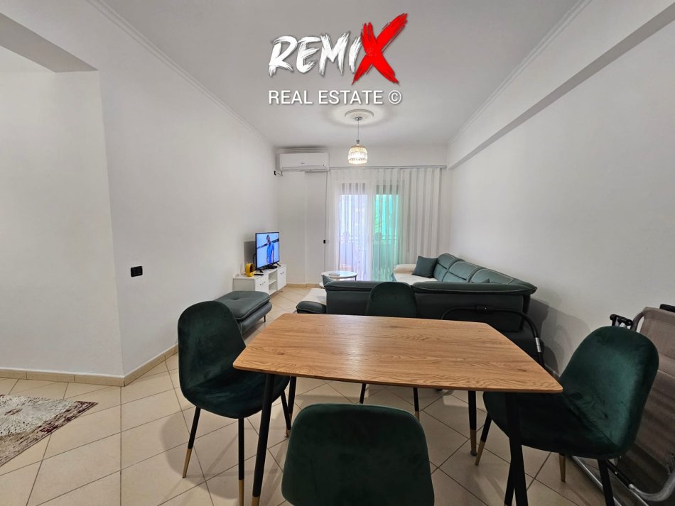 Shkembi Kavajes, shitet apartament 2+1+Aneks+Ballkon Kati 2, 100 m² 150.000 € 