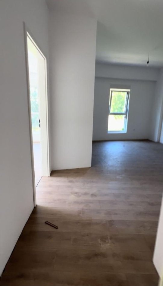 Tirane, shitet apartament 2+1 Kati 4, 75 m² 105.000 € (Ali Demi)