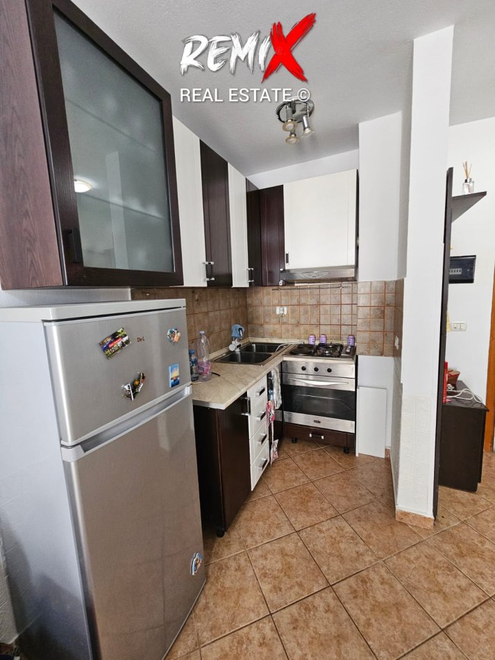 Shkembi Kavajes, shitet apartament 1+1+Aneks+Ballkon Kati 3, 45 m² 65.000 € 