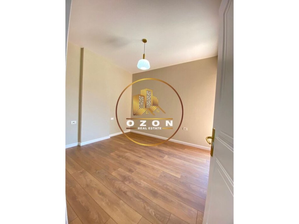 Apartament 2+1 për Shitje tek Pazari i Ri!