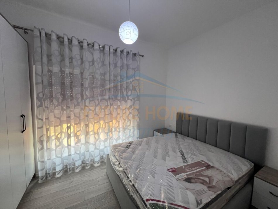 Tirane, jepet me qera apartament 2+1 Kati 5, 93 m² 450 € (ALI DEM KOMPLEKSI MANGALEM)