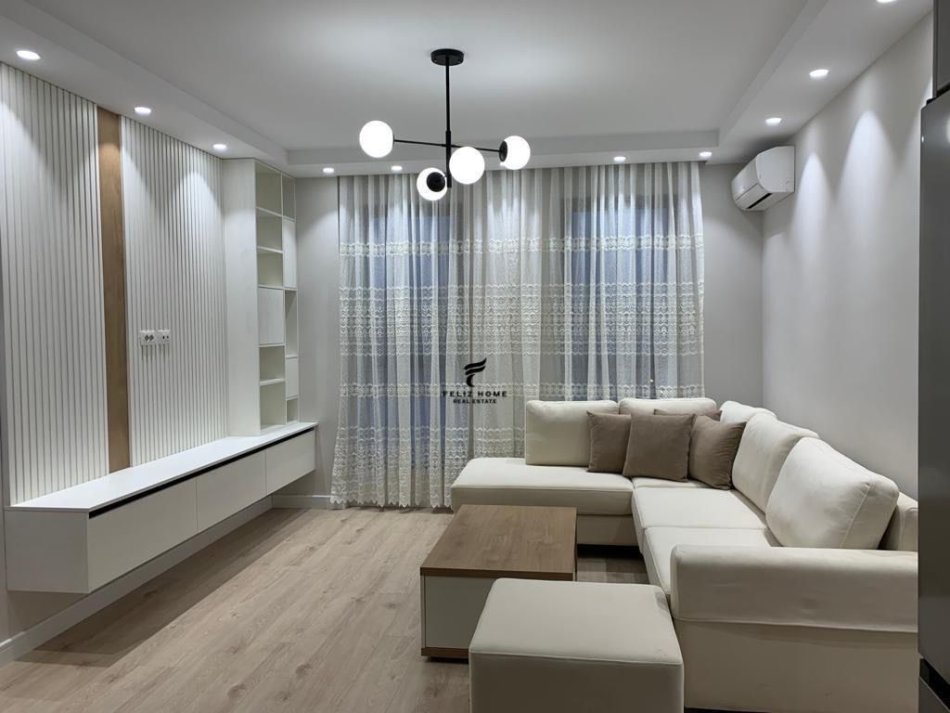 Tirane, shitet apartament 2+1+Ballkon Kati 4, 94 m² 139.600 € (LAPRAKE)