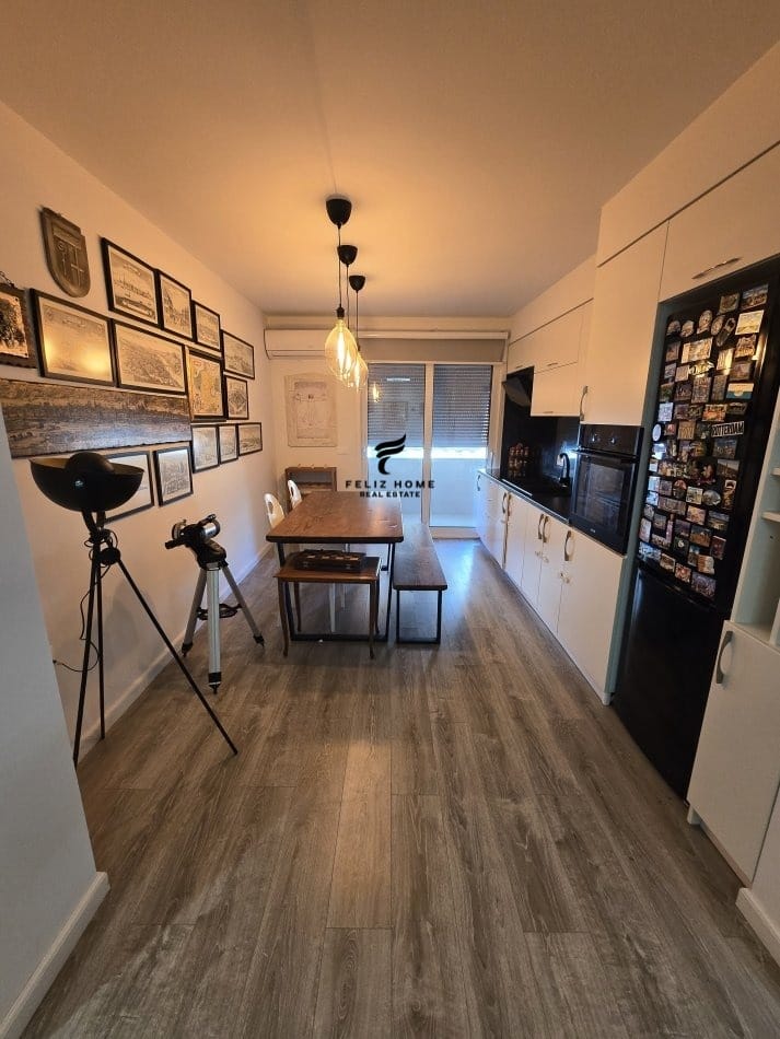 Tirane, shitet apartament 2+1 Kati 3, 100 m² 257.000 € (BLLOKU)