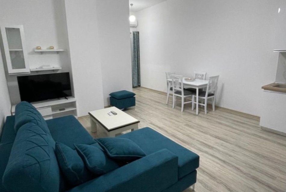 Tirane, jepet me qera apartament 1+1+Ballkon Kati 1, 60 m² 450 € (Liqeni i Thate)