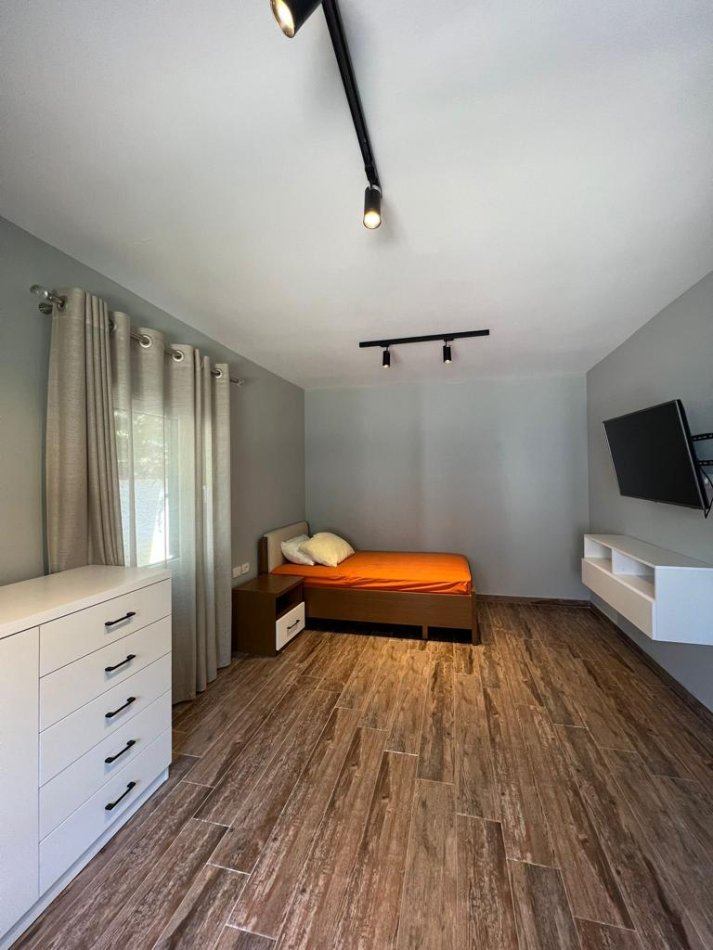 Qerret, shitet Vile , 616 m² 450.000 € 