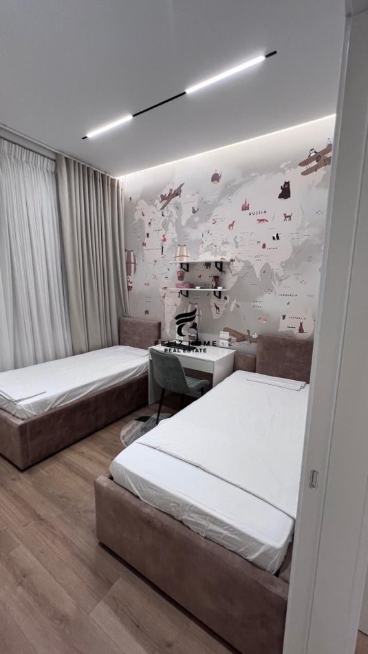 Tirane, shitet apartament 3+1 Kati 1, 176 m² 700.000 € (SELITE)