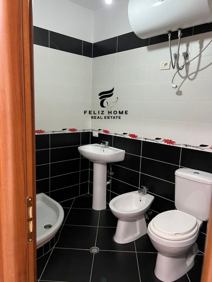 Tirane, shitet apartament 2+1 Kati 5, 116 m² 157.000 € (ASTIR)