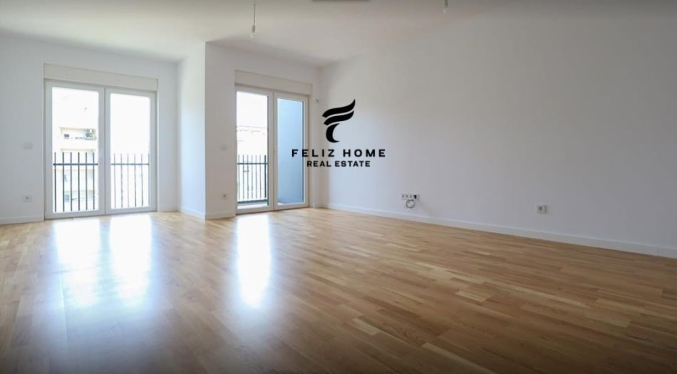 Tirane, jepet me qera zyre Kati 2, 76 m² 1.500 € (QENDER)