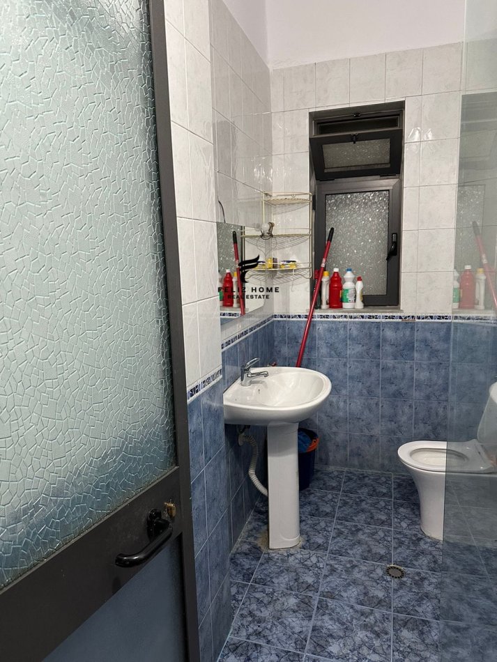 Tirane, shitet apartament 1+1 Kati 4, 45 m² 129.000 € (BLLOKU)
