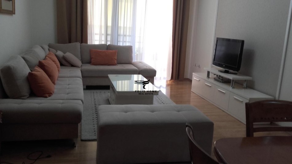 Tirane, shitet apartament 2+1 Kati 8, 100 m² 200.000 € (STACIONI TRENIT)