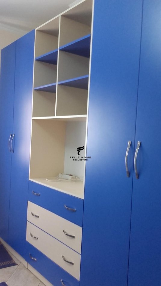 Tirane, shitet apartament 2+1 Kati 8, 100 m² 200.000 € (STACIONI TRENIT)