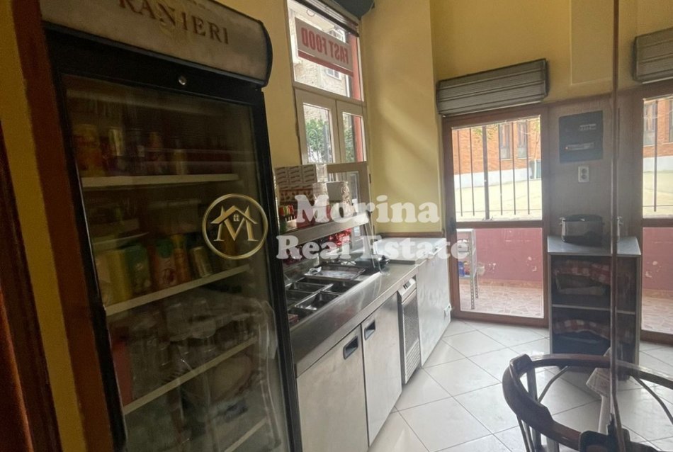 Tirane, shitet ambjent biznesi Kati 1, 50 m² 110.000 € (Mine Peza)