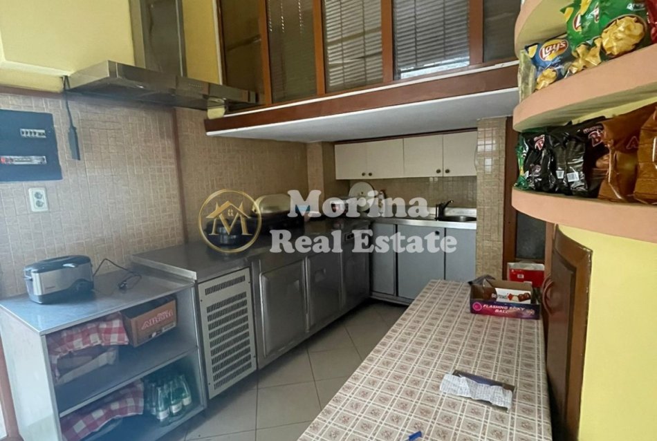 Tirane, shitet ambjent biznesi Kati 1, 50 m² 110.000 € (Mine Peza)