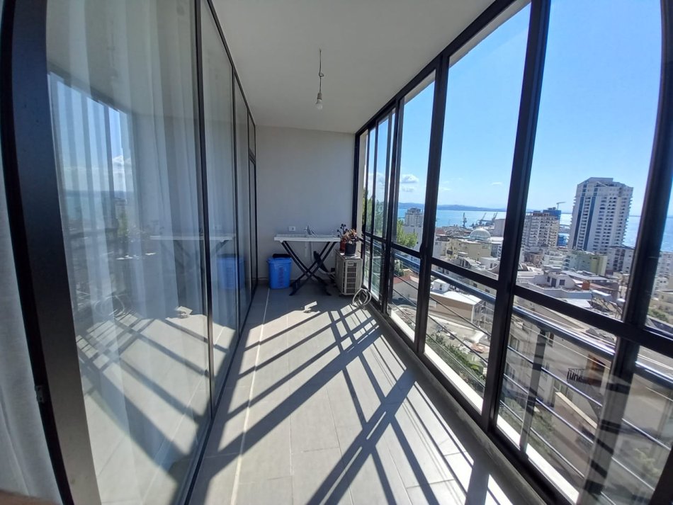 Durres, jepet me qera apartament 2+1 Kati 3, 120 m² 650 € (Vila Zogut, Durres)