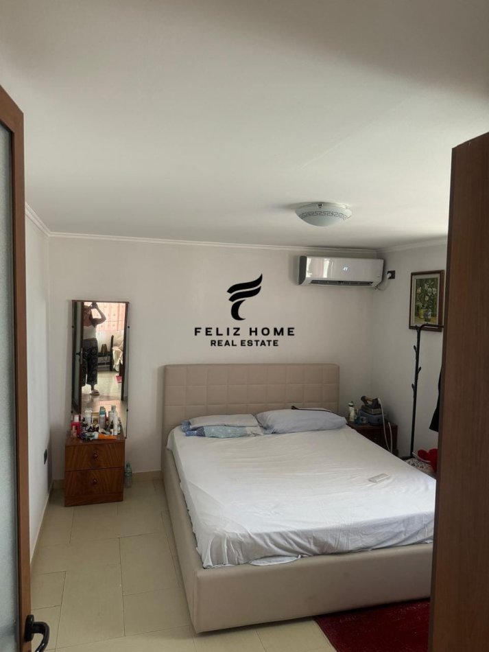Tirane, jepet me qera apartament 1+1 Kati 4, 60 m² 450 € (RRUGA BARDHYL)