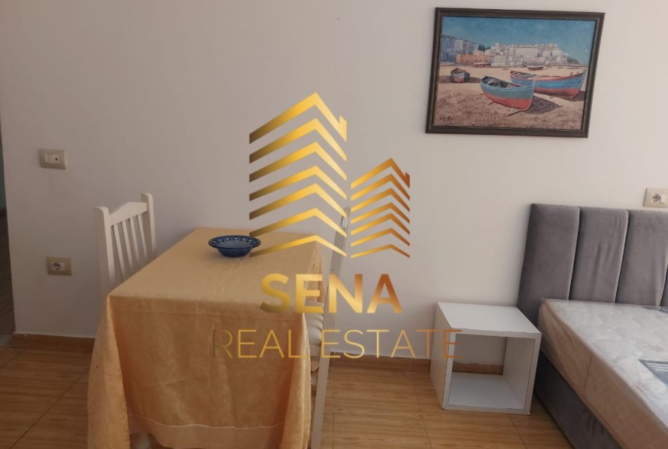 Tirane, jepet me qera garsonier Kati 3, 50 m² 300 € (Rruga Siri Kodra)