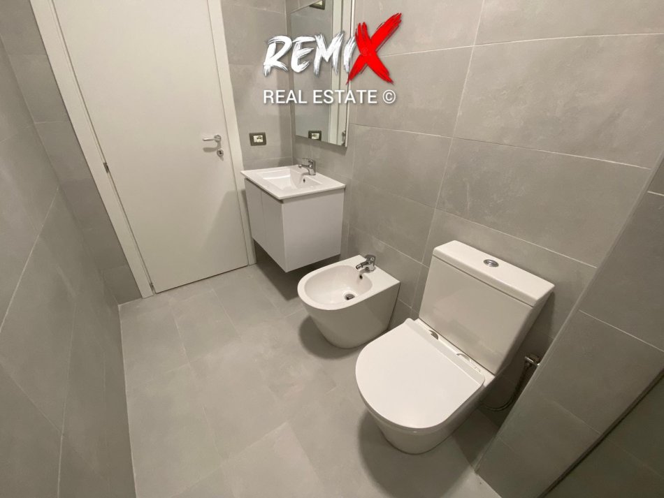 Durres Plazh, shitet apartament 1+1+Aneks+Ballkon Kati 7, 77 m² 93.000 € 