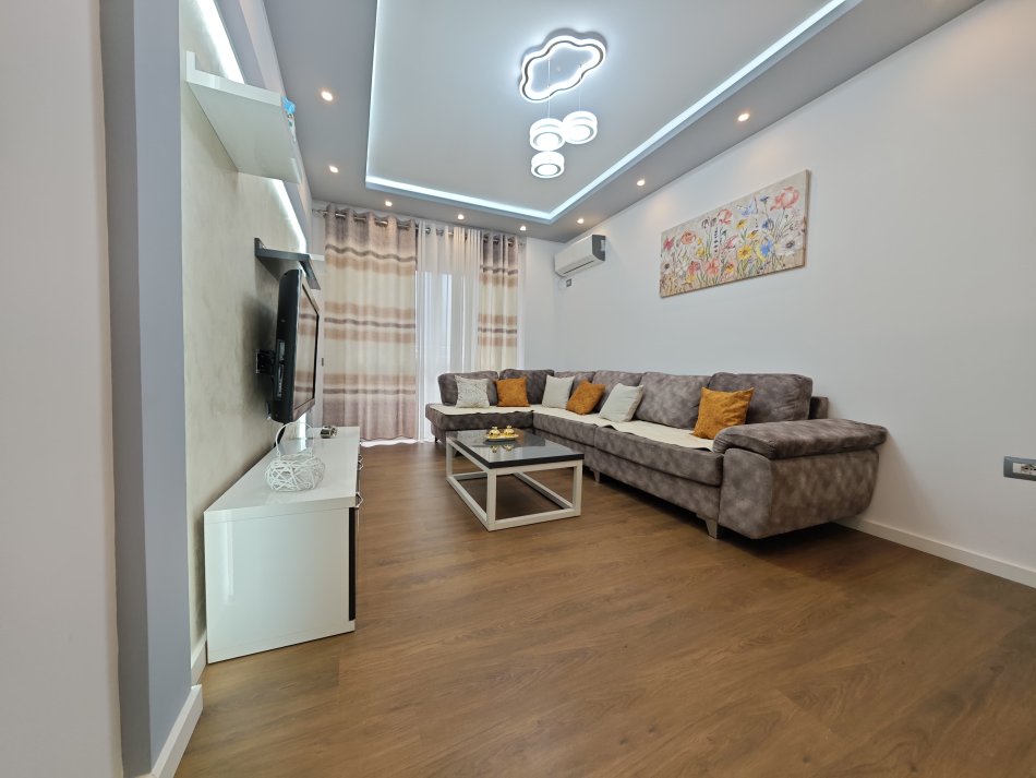 Tirane, shitet apartament 2+1 , 94 m² 145.000 € (YZBERISHT)