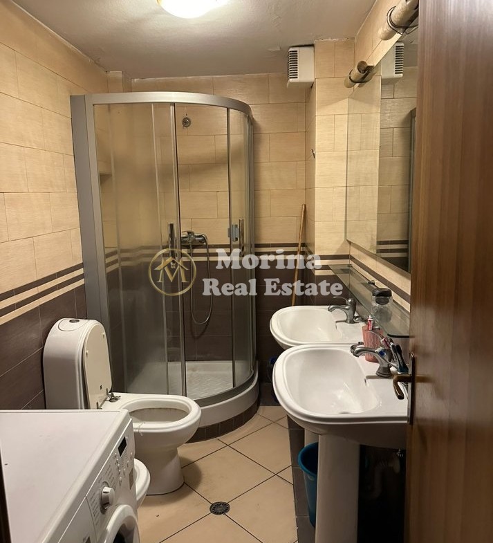 Tirane, jepet me qera apartament 2+1 Kati 2, 95 m² 600 € (Selvia)