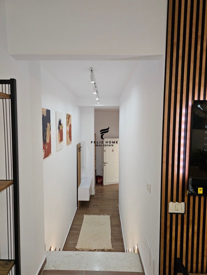 Tirane, jepet me qera apartament 1+1 Kati 1, 60 m² 500 € (21 DHJETORI)