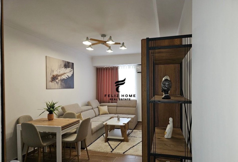 Tirane, jepet me qera apartament 1+1 Kati 1, 60 m² 500 € (21 DHJETORI)