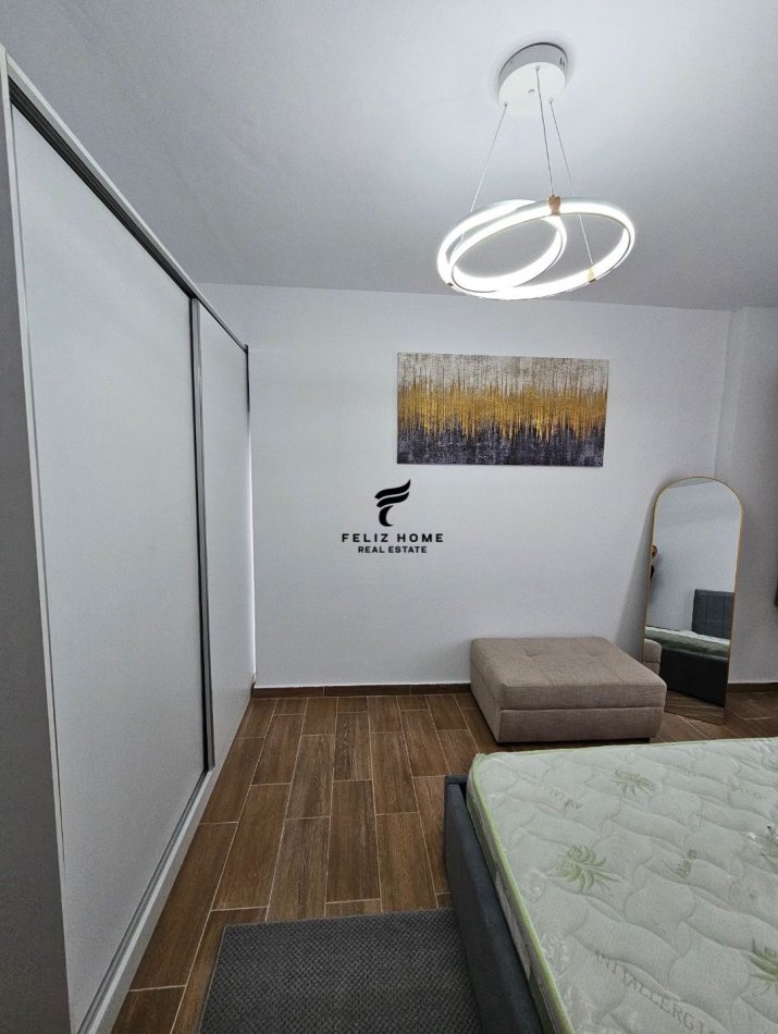 Tirane, jepet me qera apartament 1+1 Kati 1, 60 m² 500 € (21 DHJETORI)