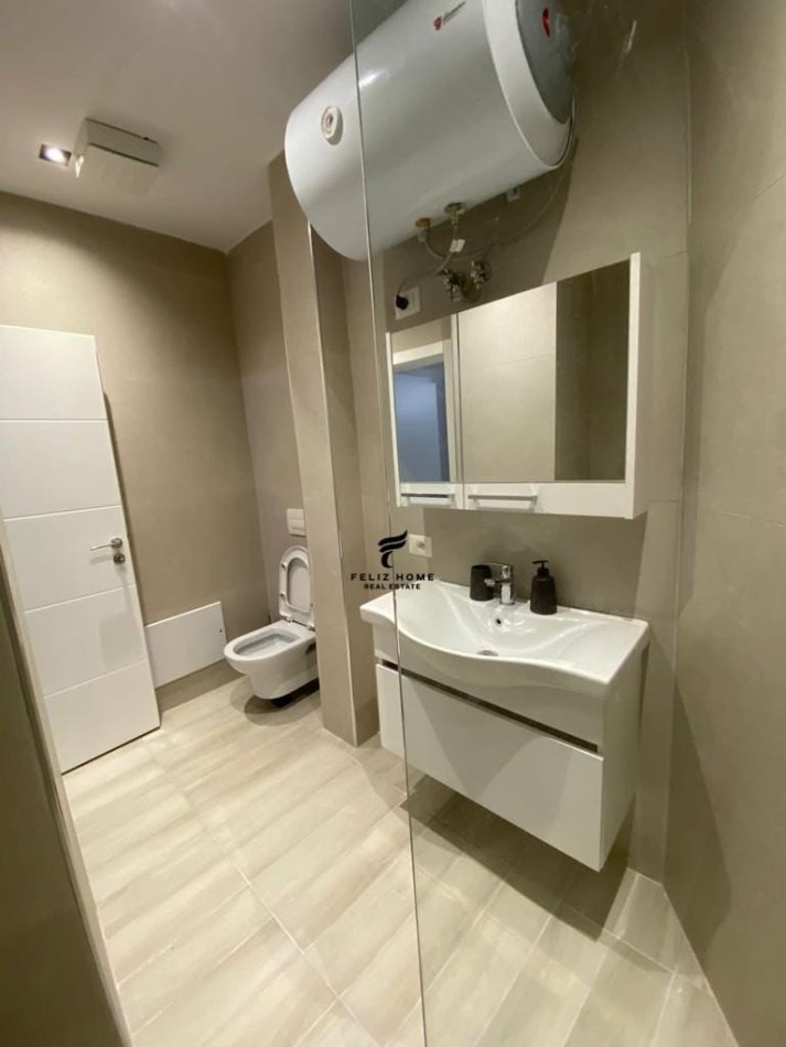 Tirane, jepet me qera apartament 1+1 Kati 2, 60 m² 500 € (21 DHJETORI)