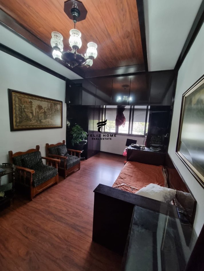 Tirane, jepet me qera apartament 2+1+Ballkon Kati 2, 105 m² 650 € (KOMUNA E PARISIT)