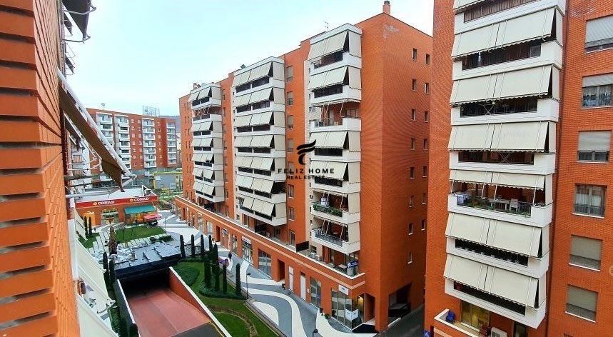 Tirane, jepet me qera apartament 1+1 Kati 6, 72 m² 880 € (RRUGA E KAVAJES)