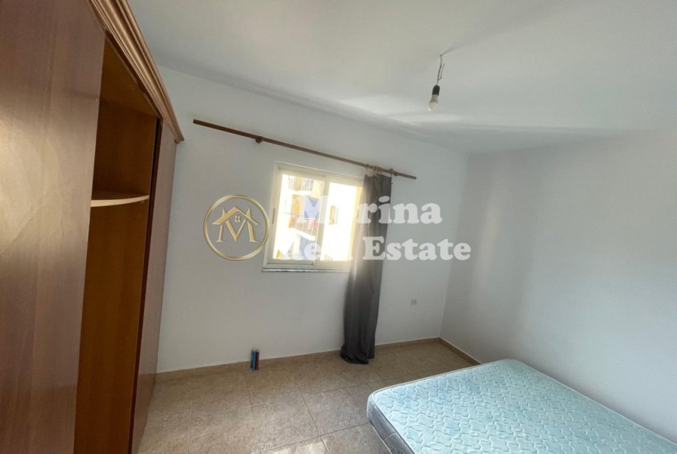 Tirane, jepet me qera apartament 2+1 Kati 3, 95 m² 450 € (Ish Fusha Aviacionit)