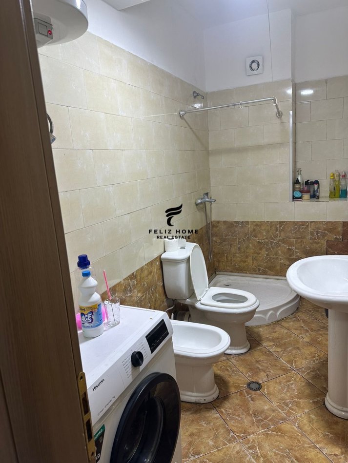 Tirane, jepet me qera apartament 1+1 Kati 6, 60 m² 850 € (RRUGA E KAVAJES)