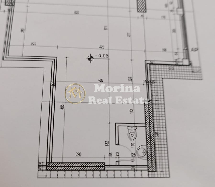 Tirane, shitet dyqan Kati 1, 82 m² (Rruga Ali Demi) 188600 Euro m2