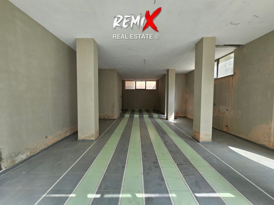 Durres, shitet dyqan Kati 0, 95 m² 165.000 € 