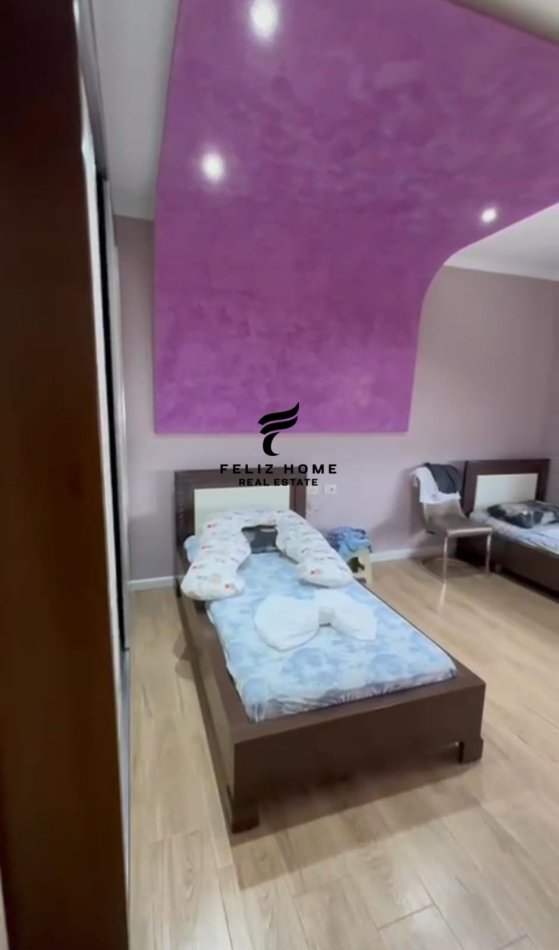 Tirane, shitet apartament 2+1 Kati 4, 120 m² 160.000 € (YZBERISHT)