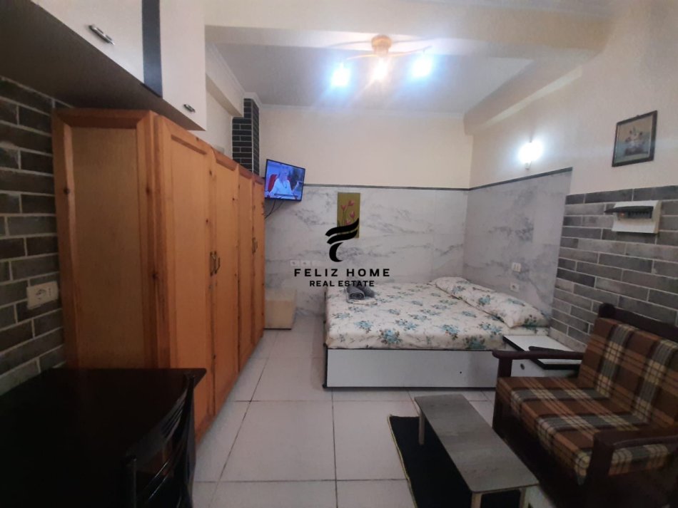 Tirane, jepet me qera apartament 1+1 Kati 1, 38 m² 330 € (STACIONI TRENIT)