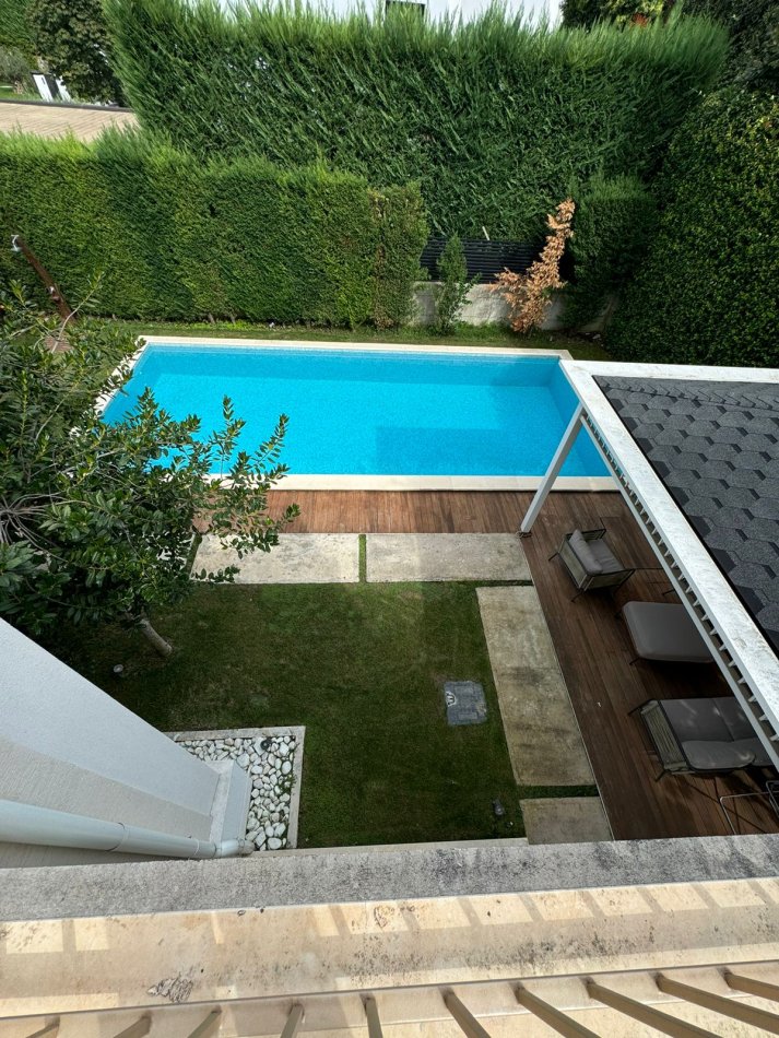 Tirane, shitet Vile 2 Katshe , 340 m² 2.100.000 € (VILE LUKSOZE NE SHITJE, ROLLING HILLS !)